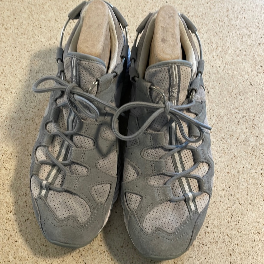 ASICS mens sneakers
